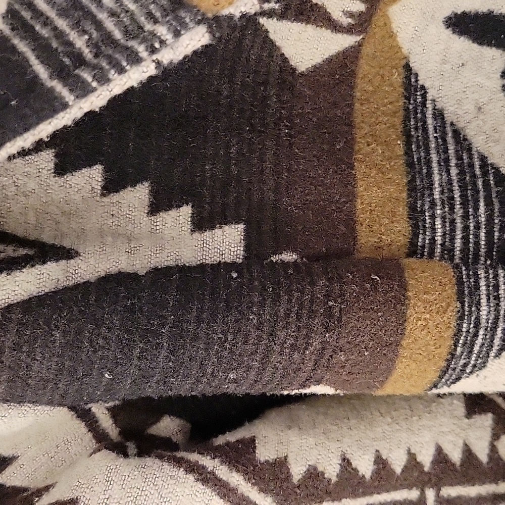 Aztec Print Coat L - Picture 7 of 10